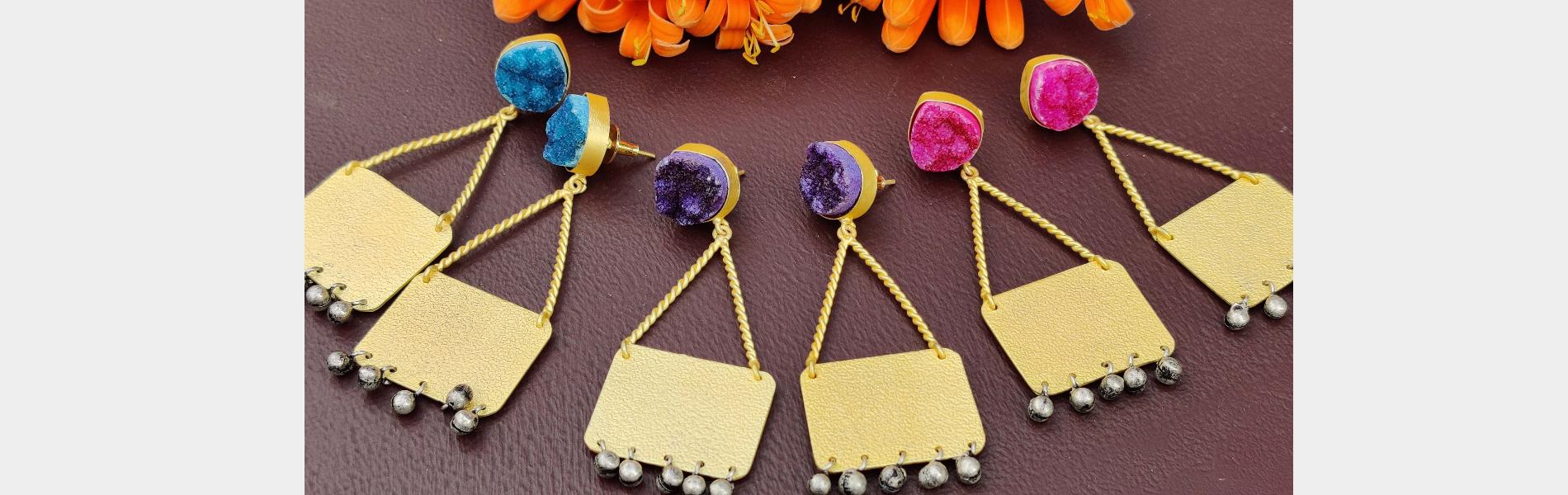 Ominish Jewels & Accessories