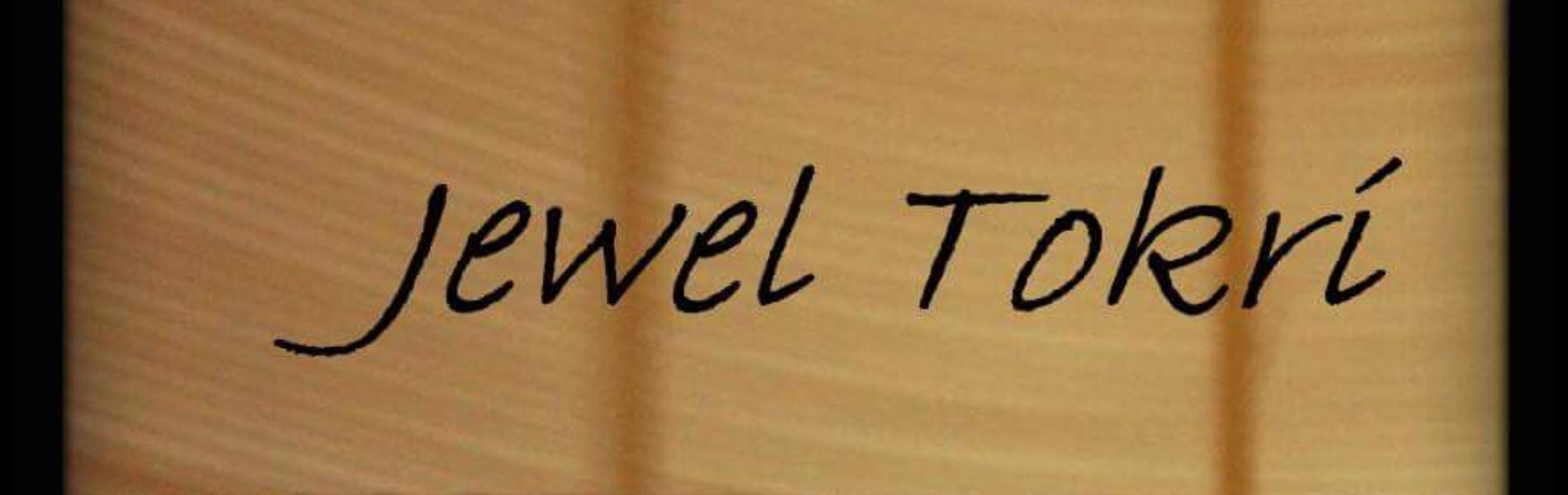 Jewel Tokri